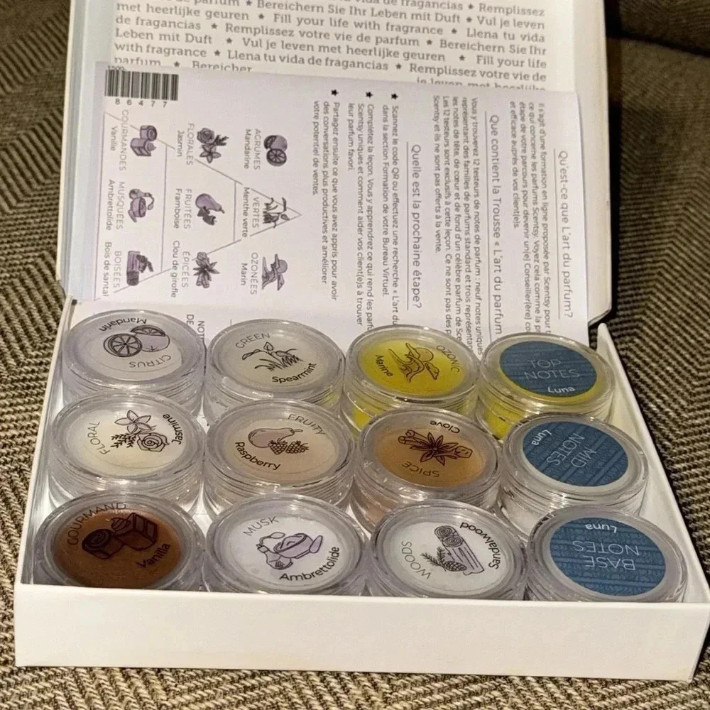 NWT SCENTSY The Art of Fragrance Note Testers set of 12